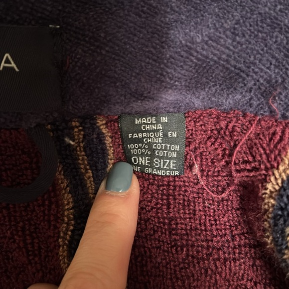 Nautica Sleepwear men’s robe with tie and 2 pockets, very warm! 😊 one size - Picture 6 of 8